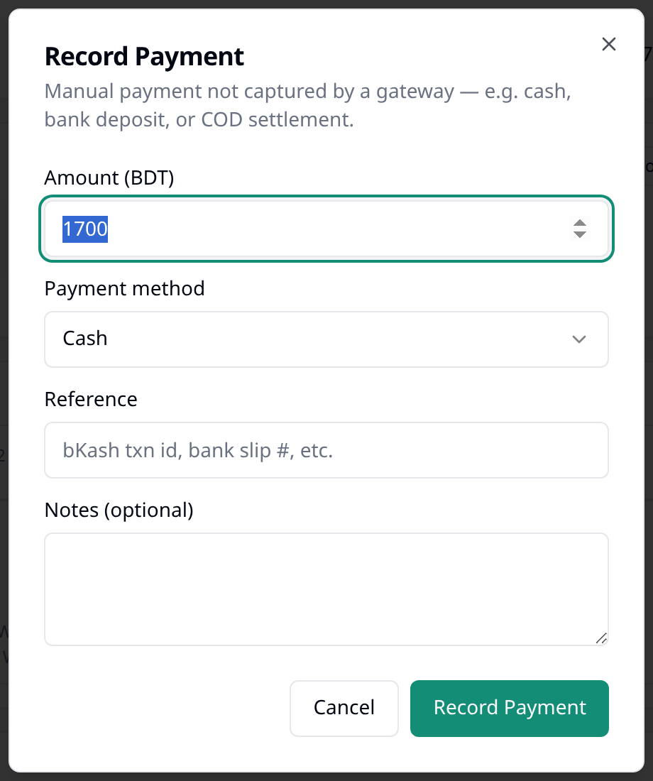The Record Payment dialog, with fields for Amount, Payment method, an optional Reference and
optional Notes.